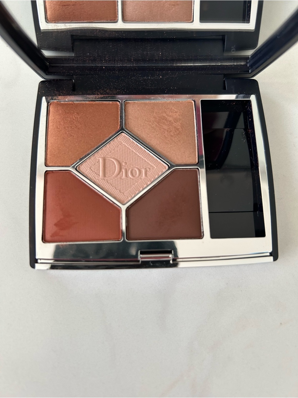 Dior Eyeshadow Palette — Peach, Terracotta & Warm Brown Tones